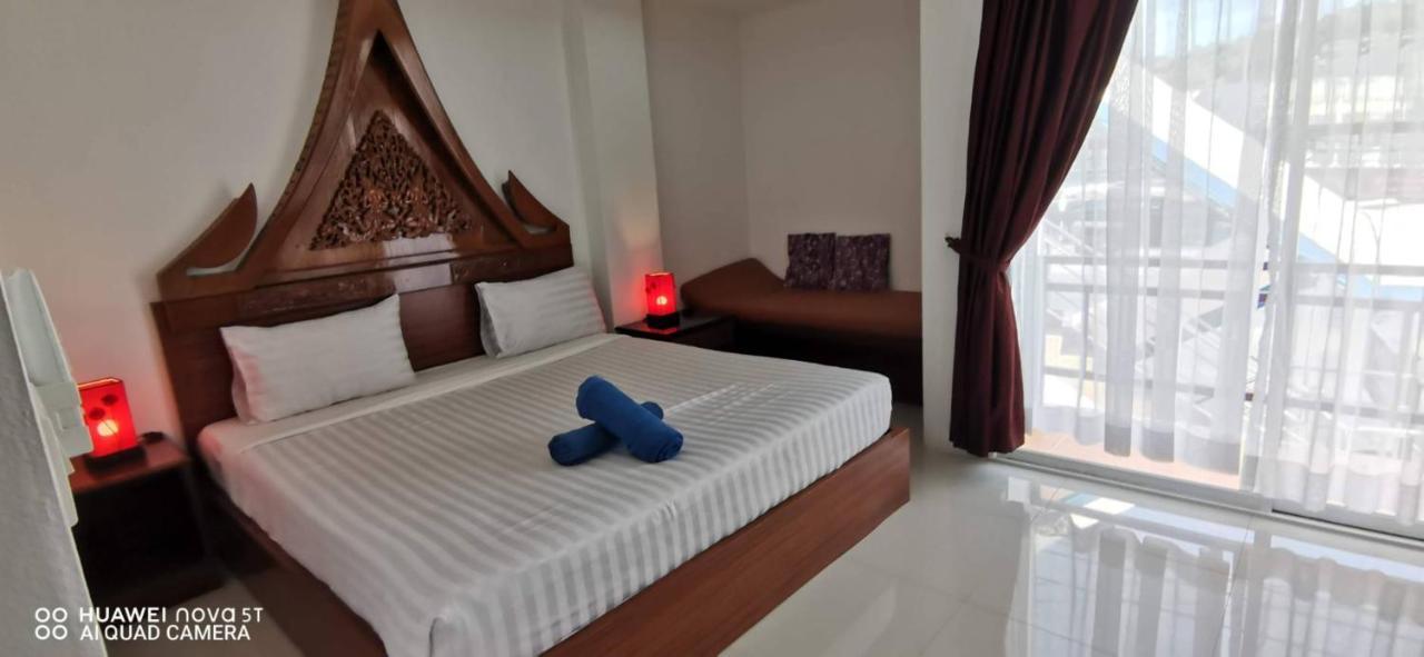 Sure Guesthouse หาดกมลา ภายนอก รูปภาพ